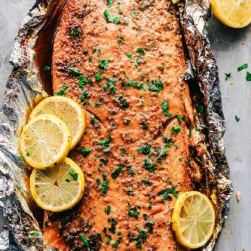 Garlic Brown Sugar Glazed Salmon (The Best Salmon Ever!)