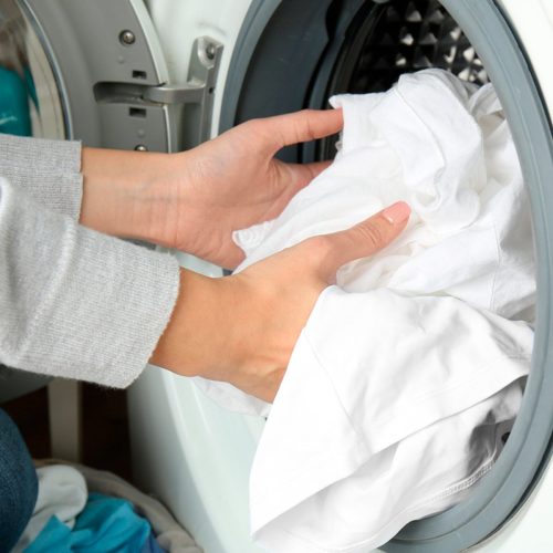 This Product Will Whiten Your Laundry Without Bleach (and It’s Probably In Your Fridge!)